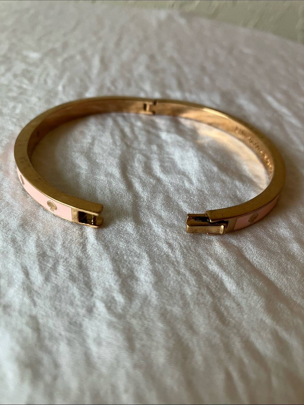 kate spade: Pink Enamel & Rose Gold Spade Motif Bangle Bracelet- Clasp - Picture 7 of 8